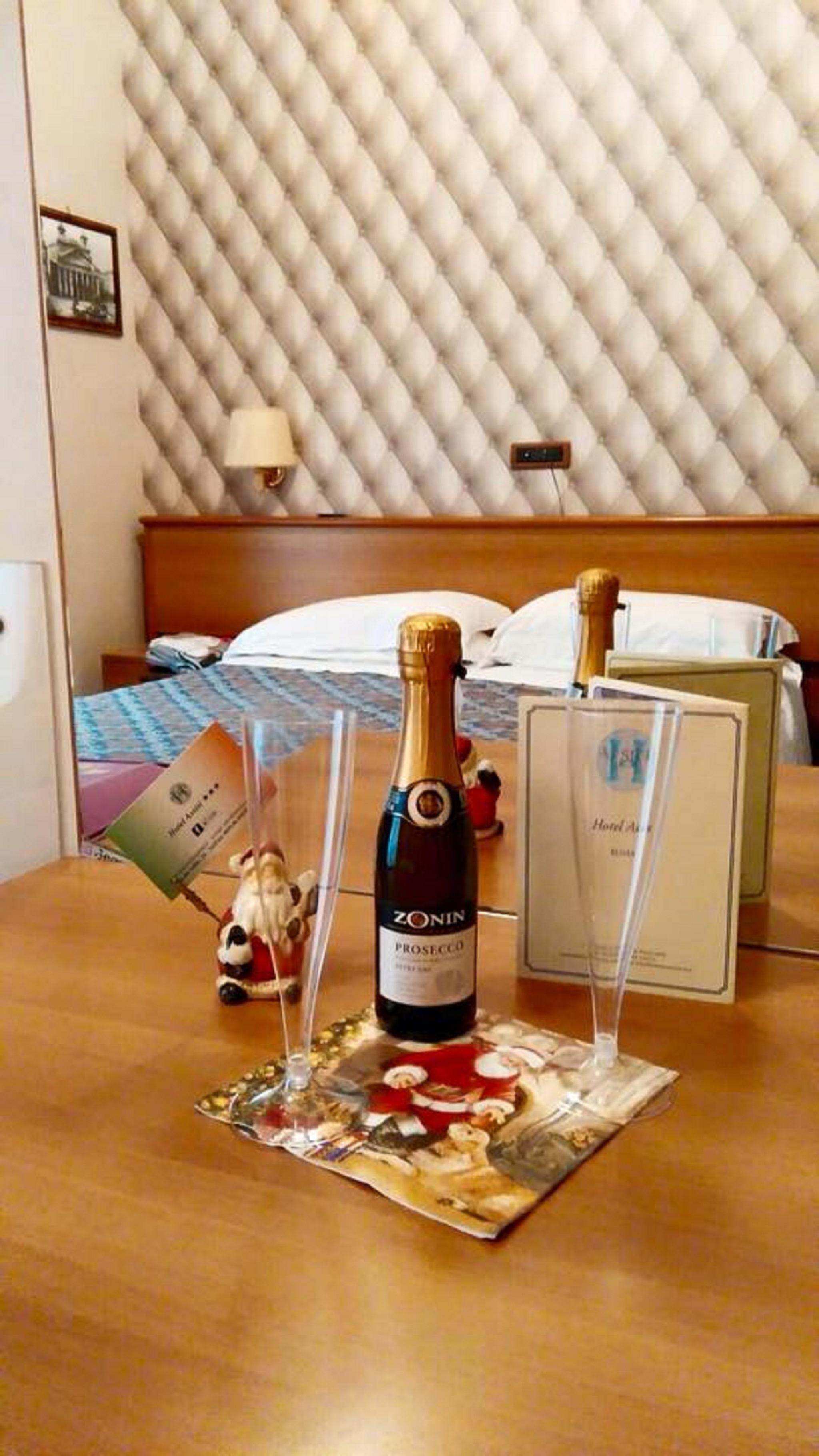 Hotel Assisi Rome Bagian luar foto