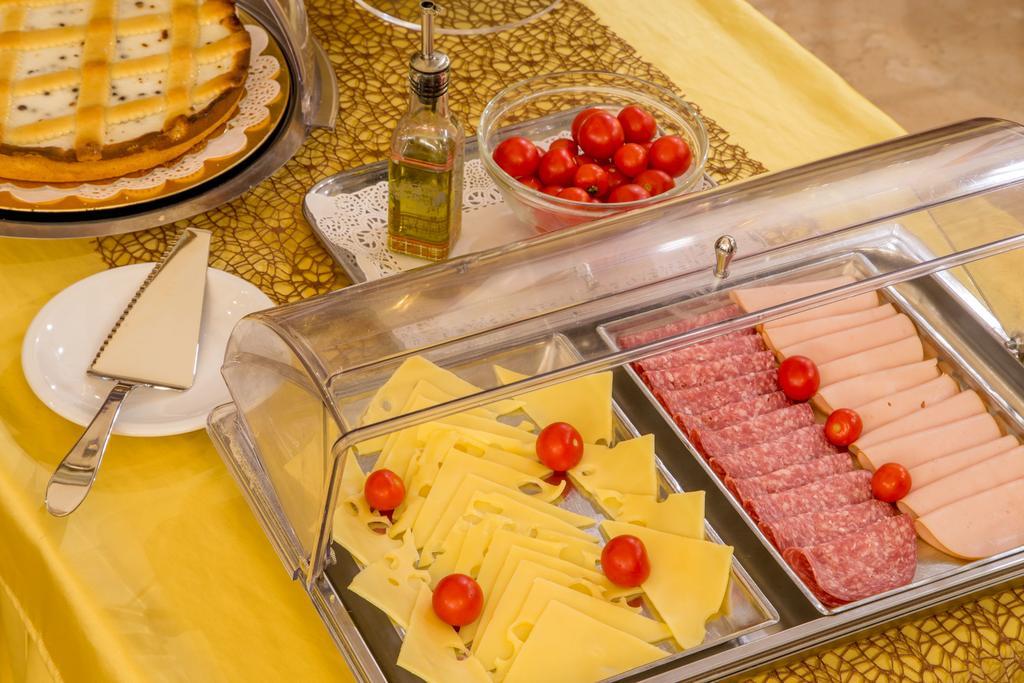 Hotel Assisi Rome Bagian luar foto